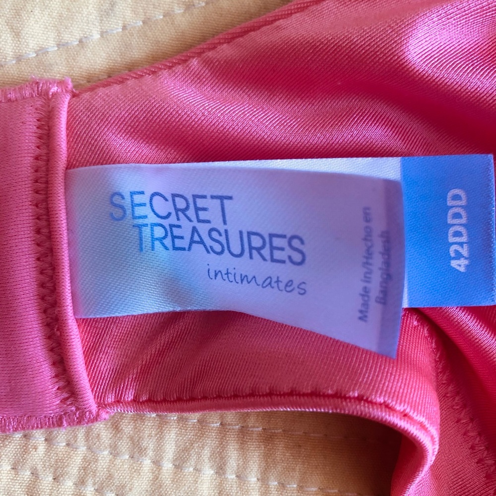 36DDD SECRET TREASURES UNDERWIRE BRA 4REAR HOOK